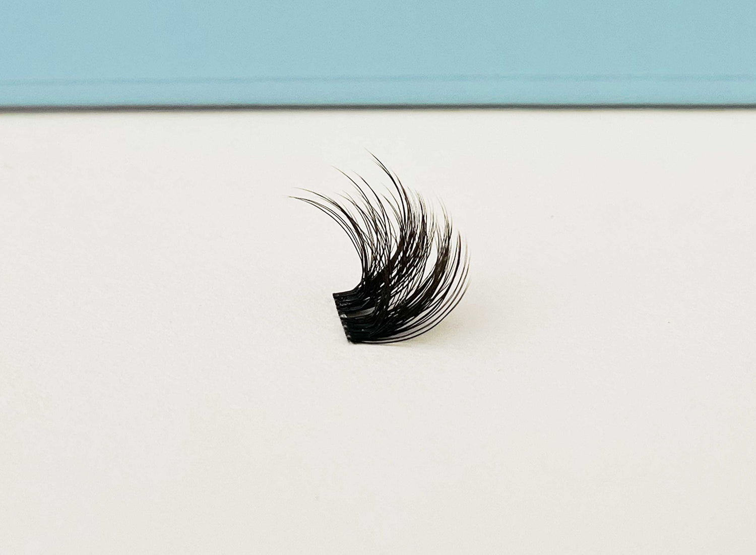Short Cat-Eye Dramatic Volume DIY Pre-Cut Cluster Lashes