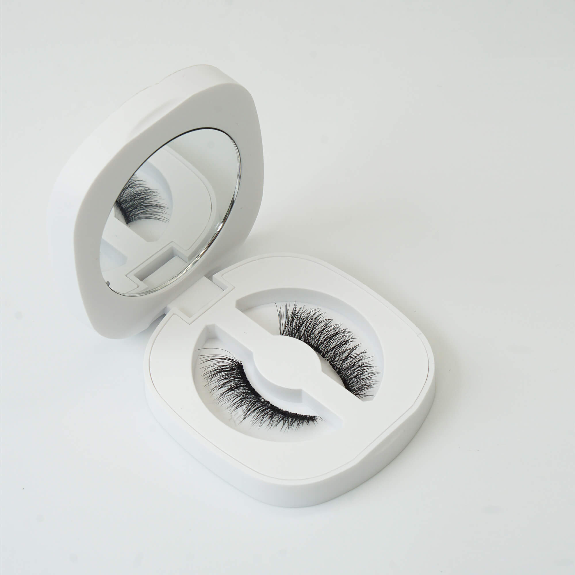 Magnetic Eyelashes Natural Look Magnetic Lashes Cat Eye, Soft Magnets False Eyelashes to Wear Reusable Magnetic Eyelashes